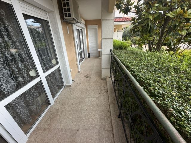 Großzügiges Apartment mit drei Schlafzimmern in Meeresnähe und mit hervorragender Infrastruktur innerhalb der Anlage