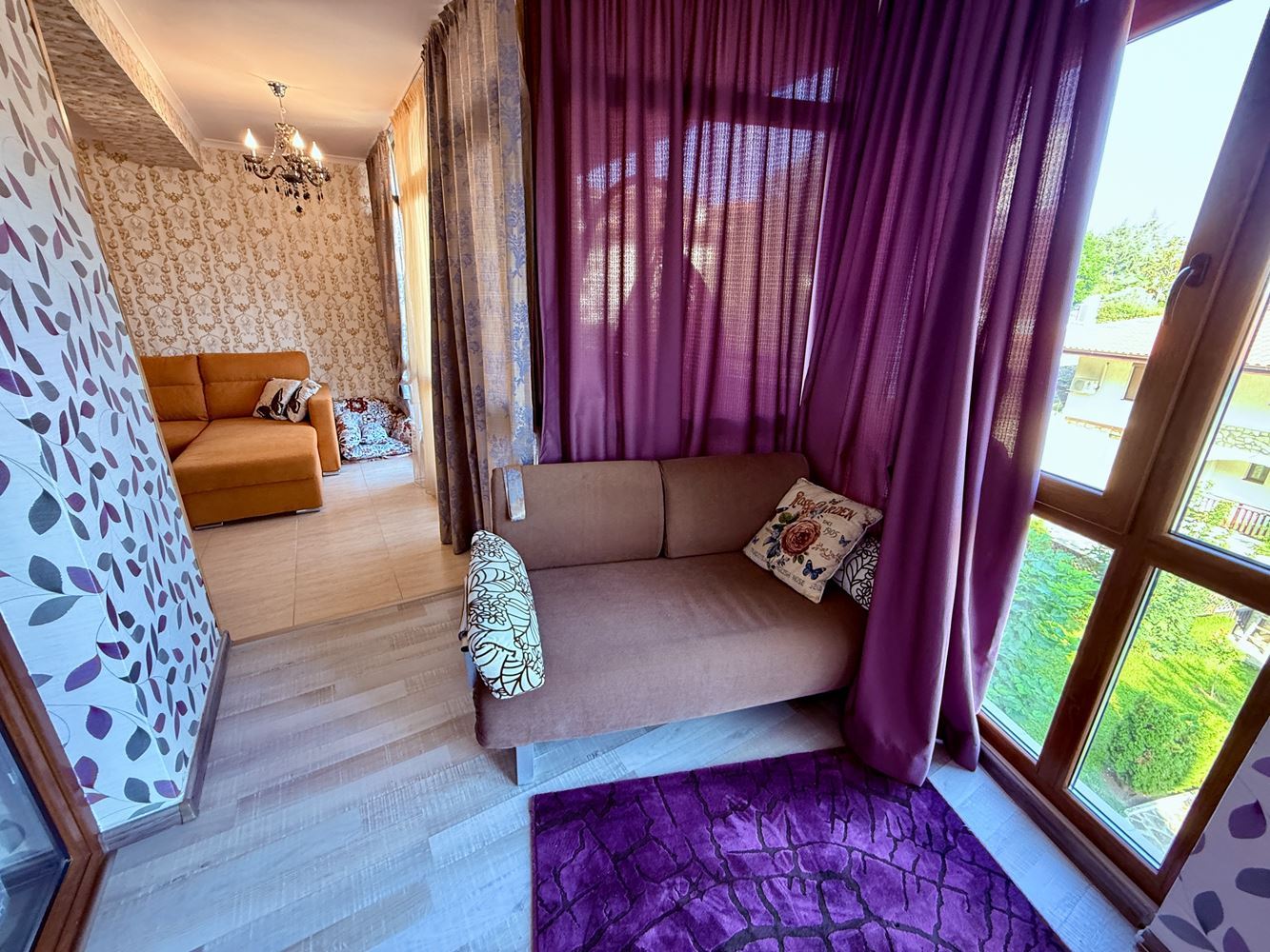 Wohnung in erster Meereslinie in Sveti Vlas – stilvolle Immobilie am Strand und am Yachthafen „Marina Dinevi“