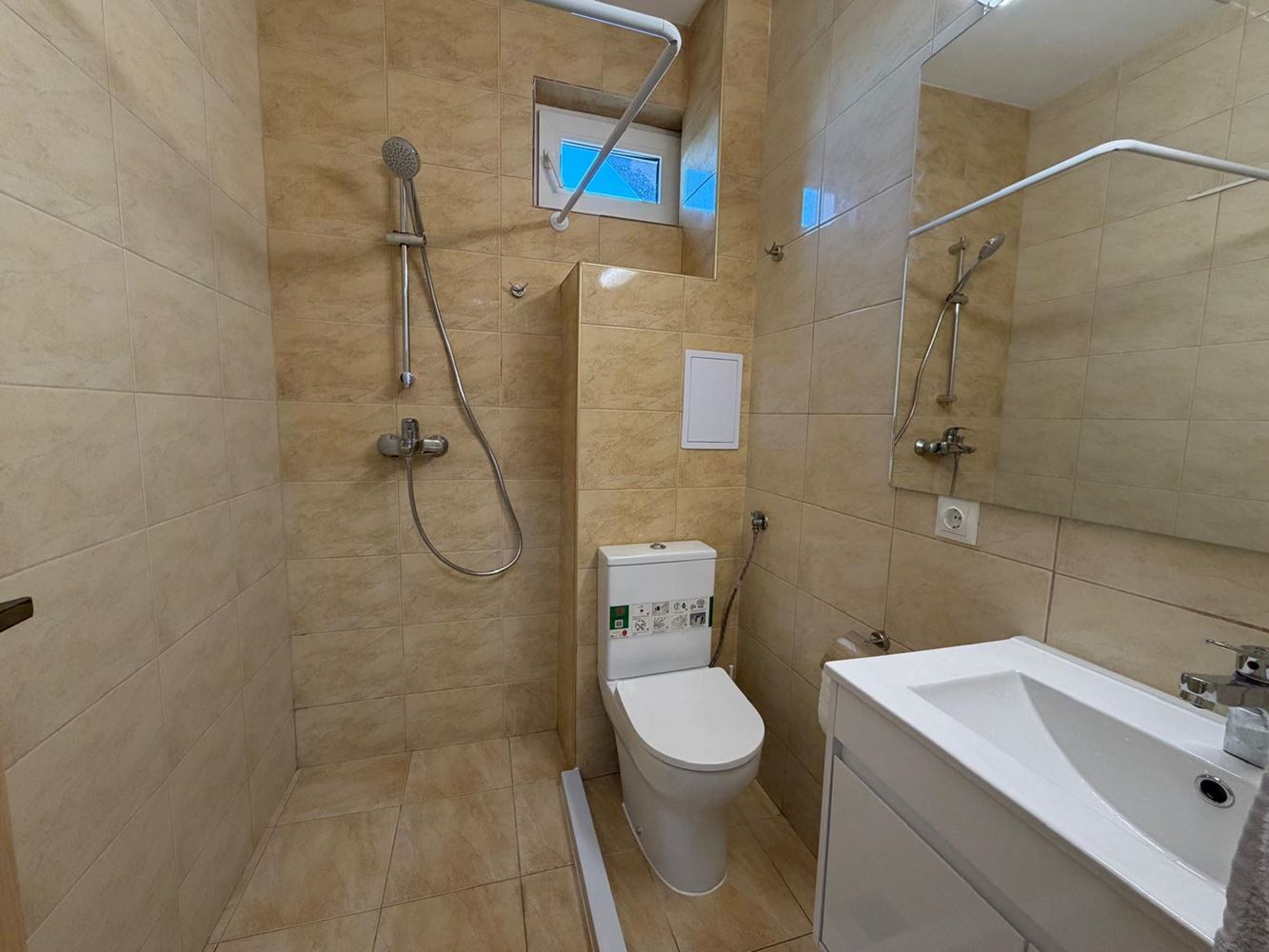 Meeresnähe, Gemütlichkeit und Komfort in Sveti Vlas – Zweizimmerwohnung bereit zum Einziehen oder als Investition