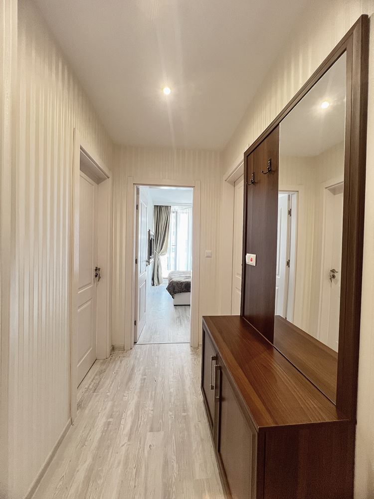 Luxuriöse 2-Zimmer-Wohnung mit Meerblick in einer prestigeträchtigen Anlage 200 Meter vom Strand in Sveti Vlas entfernt
