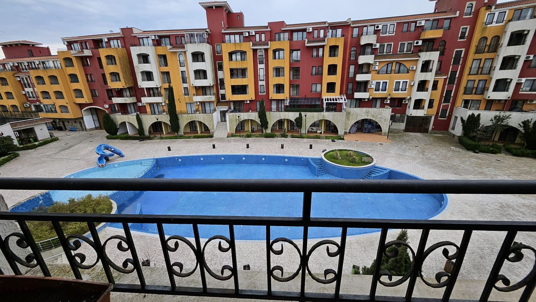 Stilvolles Studio mit hervorragenden Annehmlichkeiten in erster Meereslinie in Aheloy – bereit für Ihr Zuhause am Meer