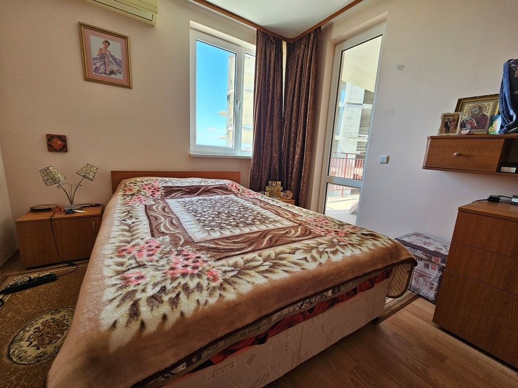 Sveti Vlas, erste Reihe am Meer – 2-Zimmer-Wohnung mit Meerblick