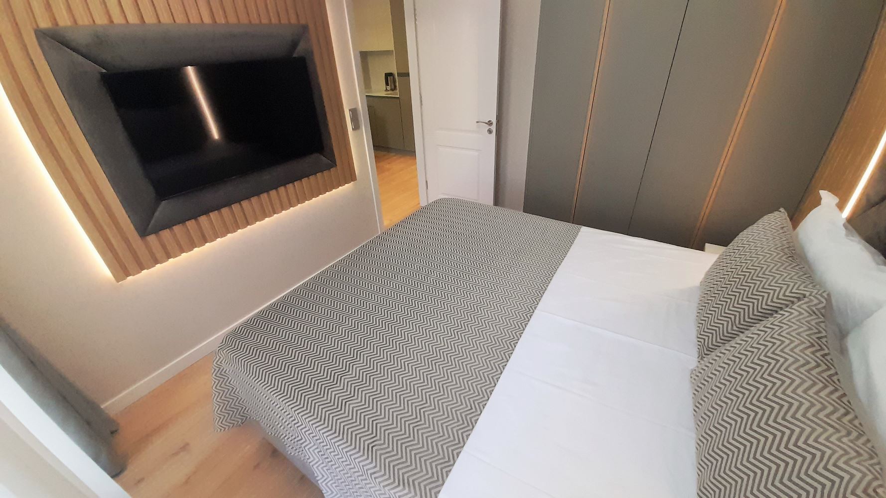2-Zimmer-Wohnung mit Poolblick in einer Anlage mit beeindruckender Infrastruktur in Sonnenstrand