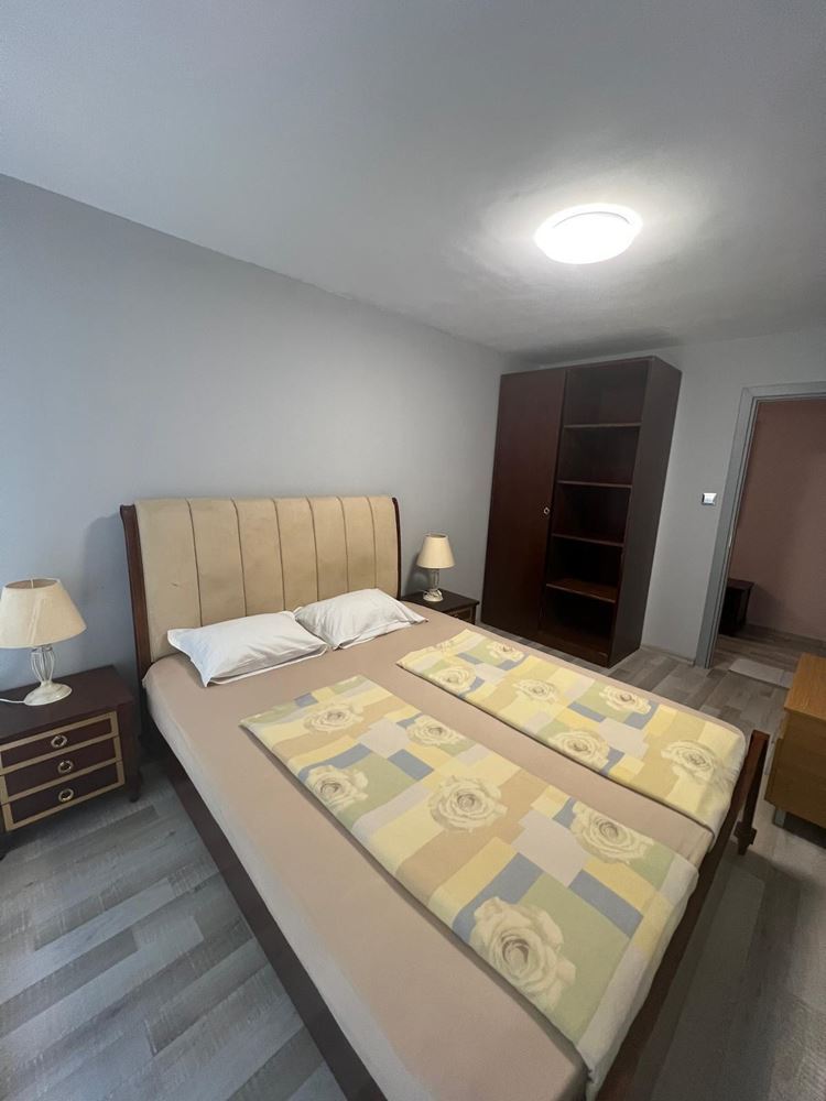 Geräumige Wohnung mit eigenem Garten und Stellplatz in der Nähe von Cocoa Beach in Sonnenstrand
