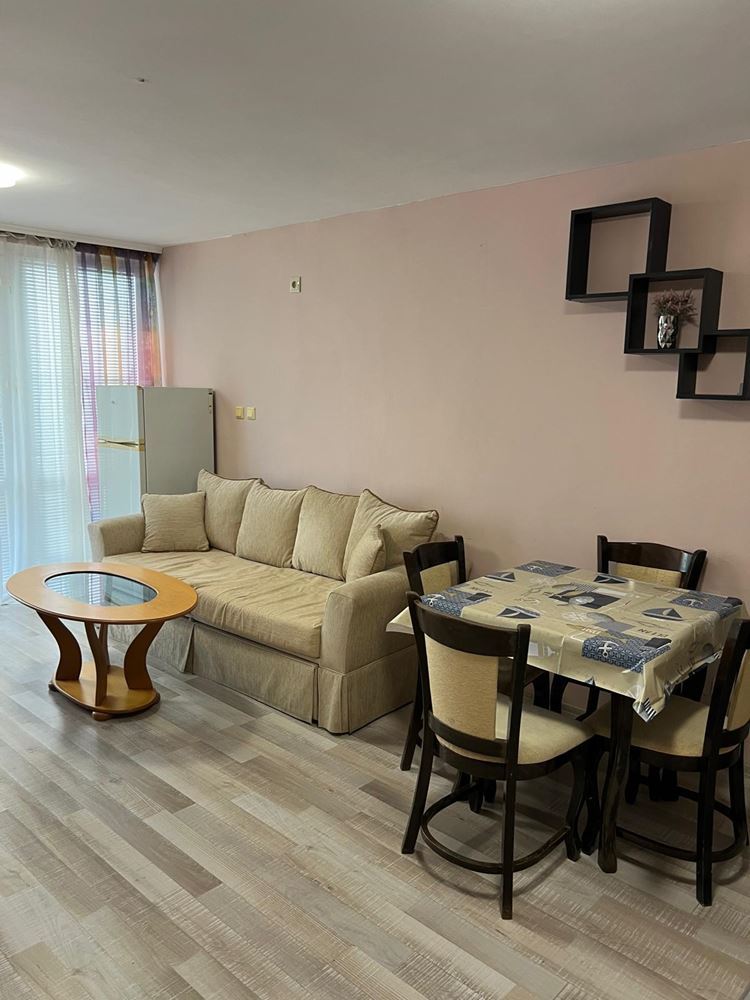 Geräumige Wohnung mit eigenem Garten und Stellplatz in der Nähe von Cocoa Beach in Sonnenstrand