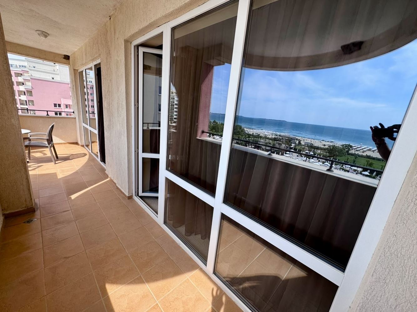 Zweizimmerwohnung in erster Meereslinie mit Panoramablick auf das Meer in Sonnenstrand
