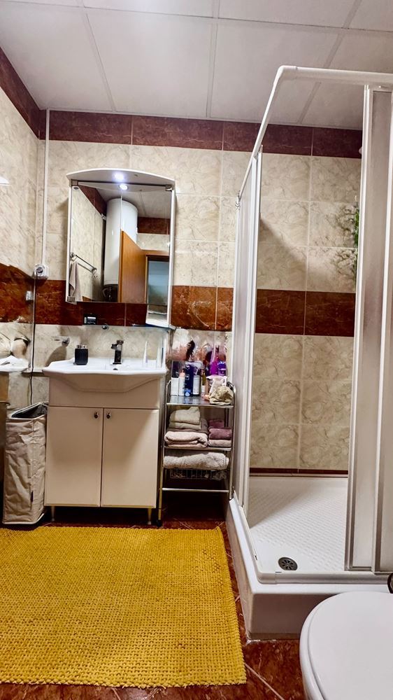 Erste Meereslinie in Sveti Vlas – Wohnung mit Meerblick in einer Anlage mit eigener Infrastruktur