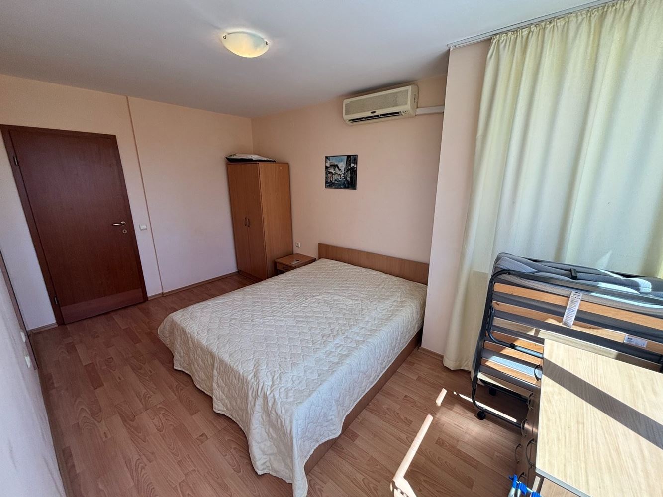 Wohnung mit wunderschönem Poolblick in Sveti Vlas – Ihr Ort für Erholung am Meer
