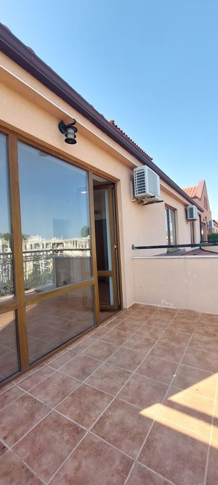 Helles Studio im obersten Stockwerk in Sonnenstrand – Freiheit, Ihr ideales Zuhause am Meer zu gestalten