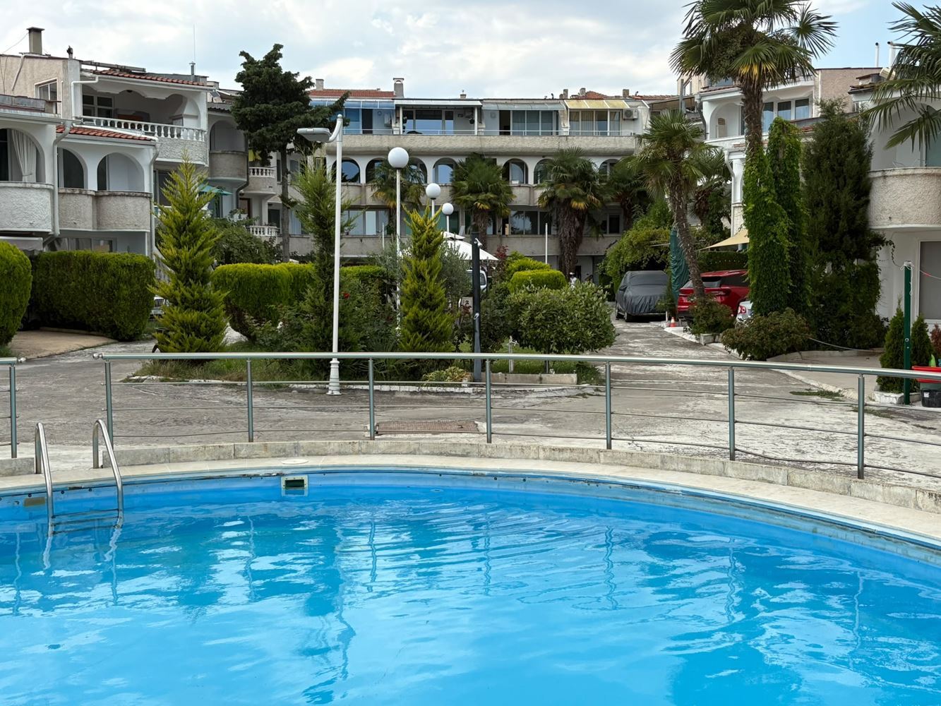 Direkt am Meer in Ravda – Maisonette mit zwei Schlafzimmern, Meerblick und eigenem Stellplatz
