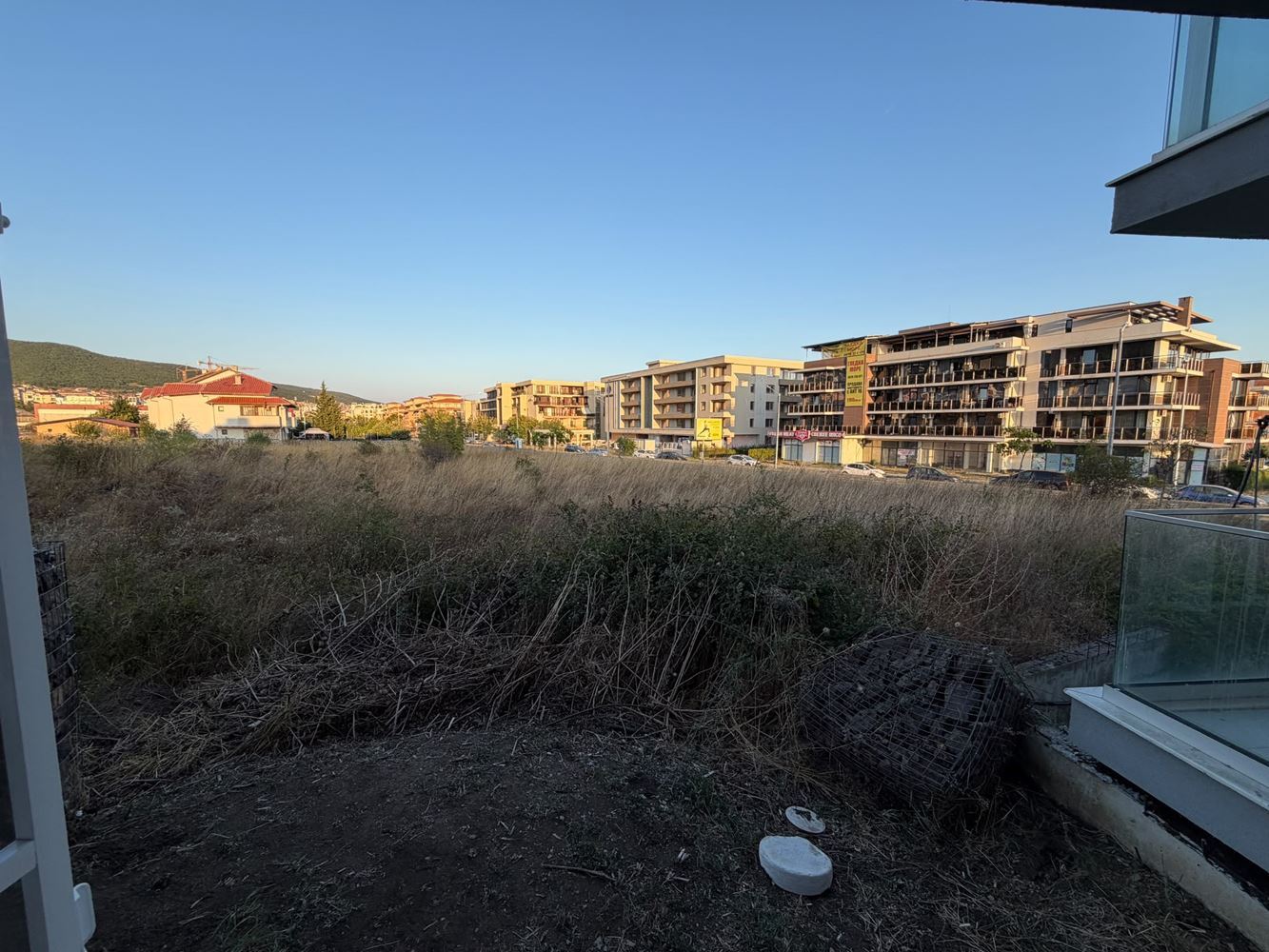 Kompaktes Studio in Sveti Vlas – 500 m vom Strand entfernt, Anlage mit Swimmingpool und Parkplatz