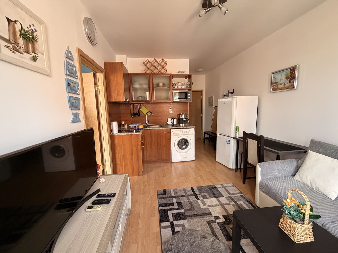 Kleine Wohnung, große Chance – bezugsfertige Wohnung mit einem Schlafzimmer in der Nähe von Sonnenstrand