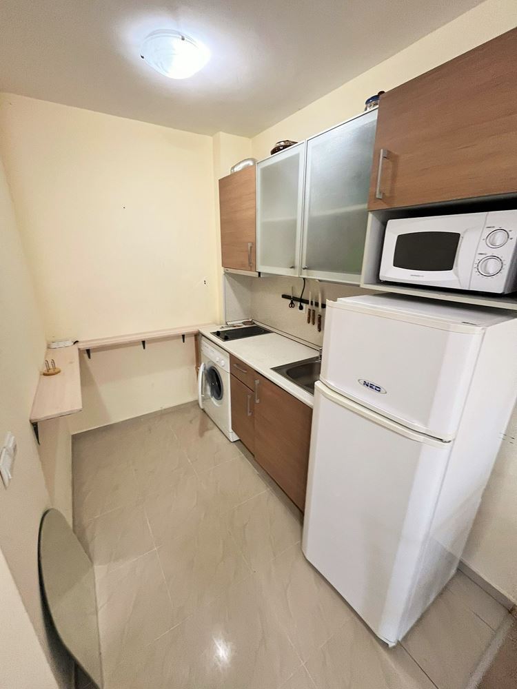 Sonnige und geräumige 2-Zimmer-Wohnung in Sonnenstrand – voll möbliert mit hervorragender Infrastruktur im Komplex