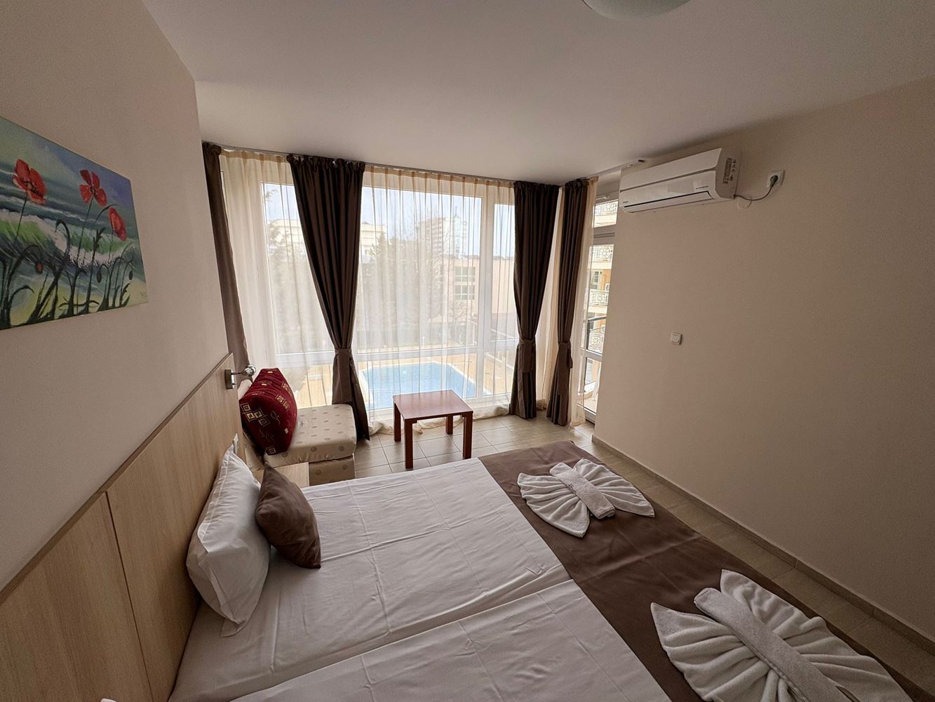 Drei-Zimmer-Wohnung nur 300 Meter vom Strand im Zentrum von Sonnenstrand