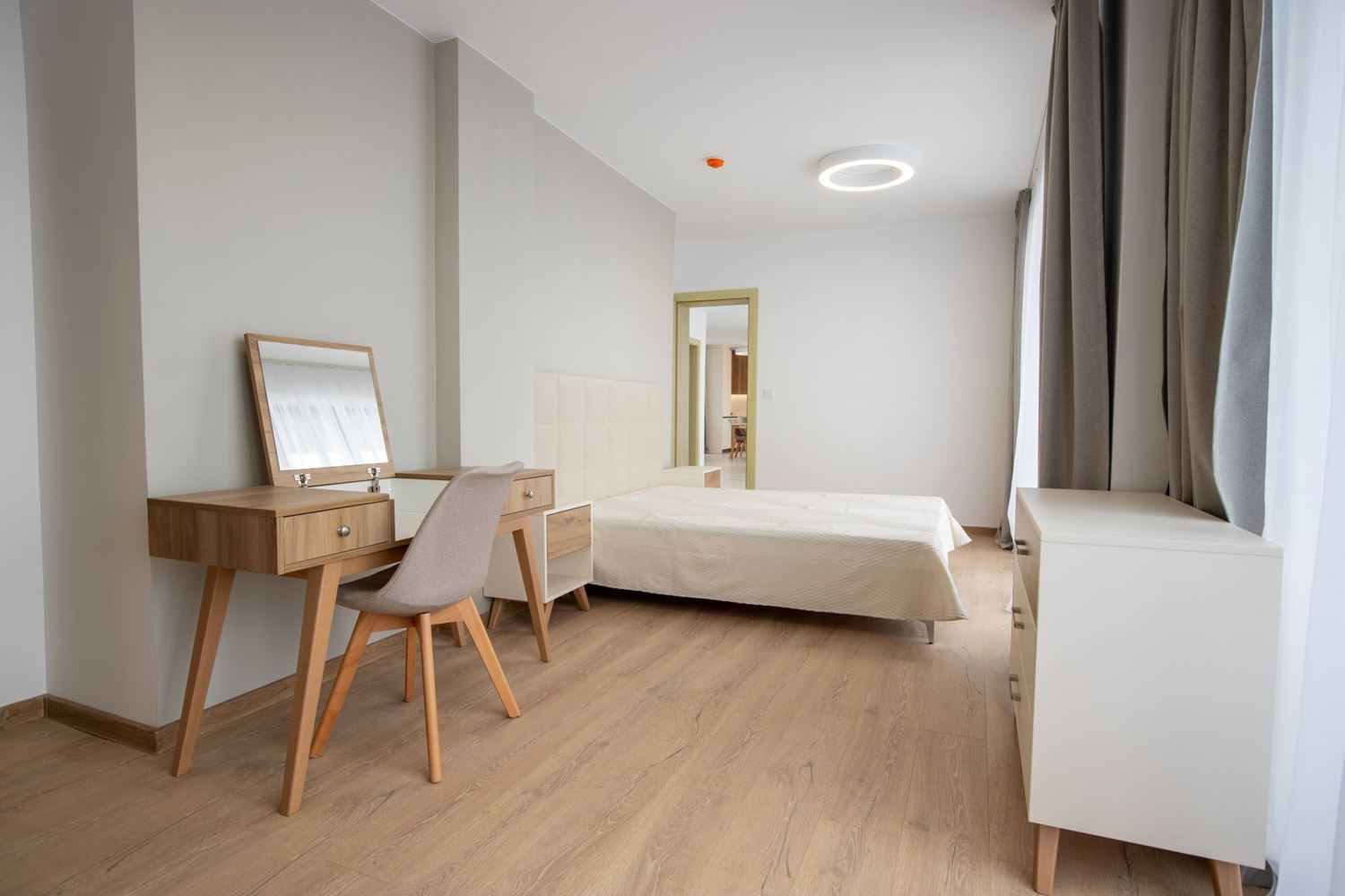Panoramische 3-Zimmer-Wohnung mit zwei Schlafzimmern in einem einzigartigen modernen Meereskomplex