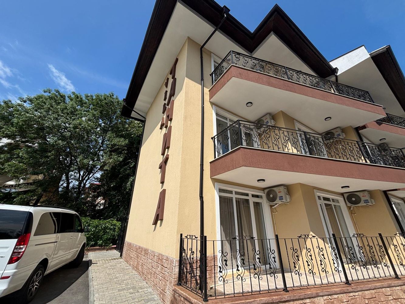 Gemütliche Wohnung mit einem Schlafzimmer in Ravda – nur 200 m vom Meer entfernt, ohne Instandhaltungsgebühr