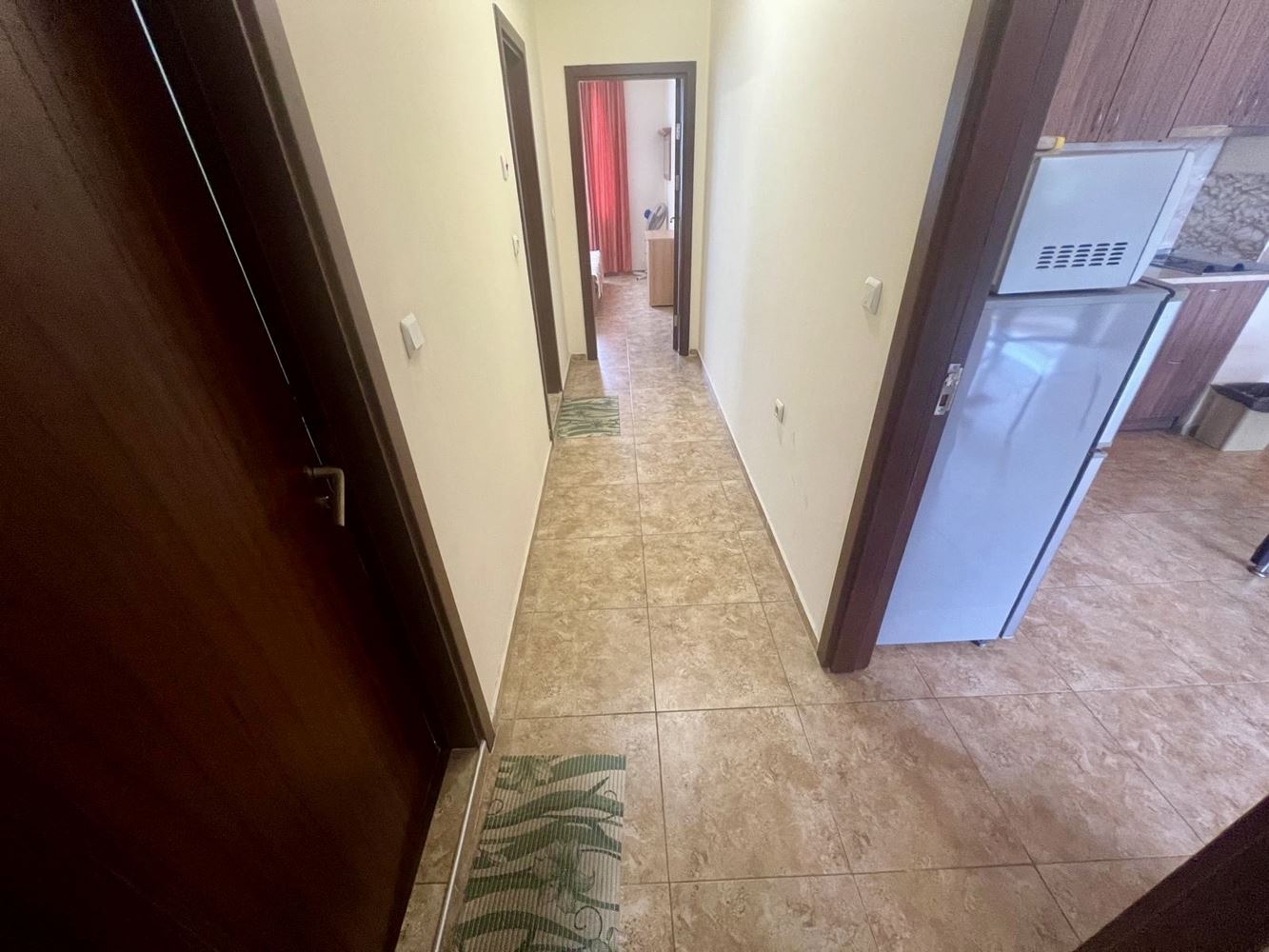 Geräumige Drei-Zimmer-Wohnung mit Poolblick in einer prestigeträchtigen Anlage in Nessebar
