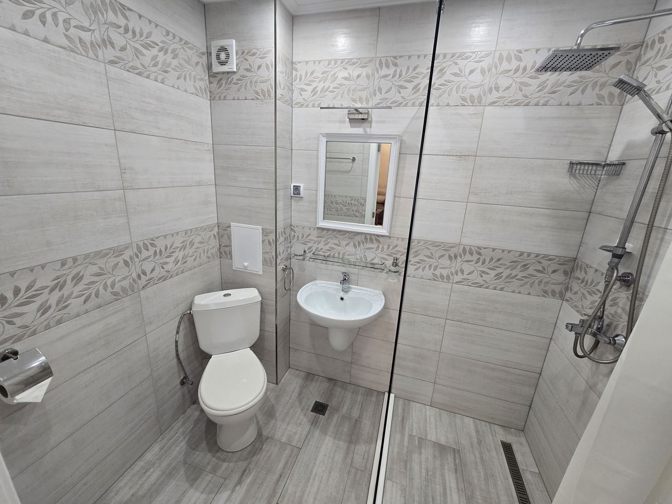 Neue 2-Zimmer-Wohnung in Sonnenstrand – mit Ratenzahlungsoption, sofort nutzbar