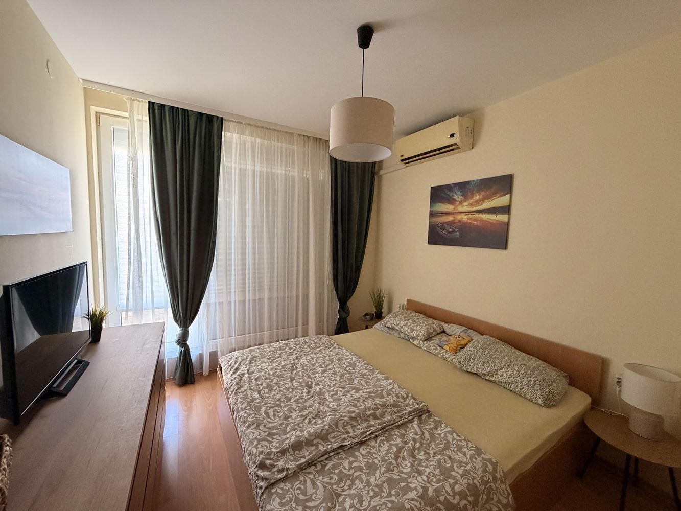 Gemütliche 2-Zimmer-Wohnung in Sonnenstrand – schöner Blick auf den Pool und eine ausgezeichnete Anlage für Erholung und Investition