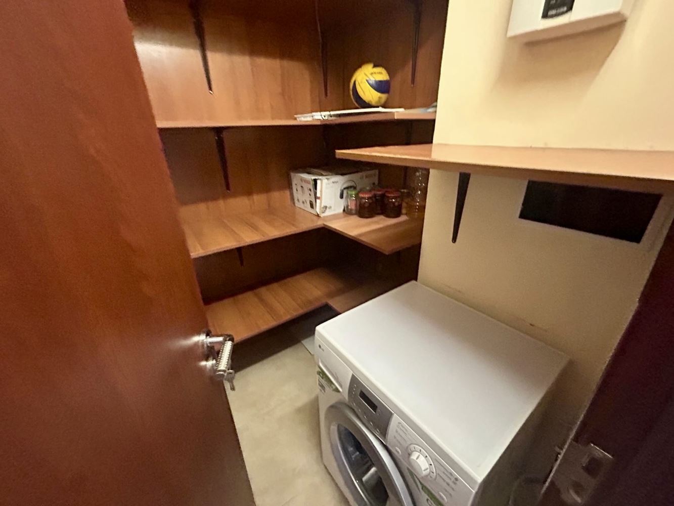 Großzügige 3-Zimmer-Wohnung mit zwei Schlafzimmern in Nessebar – zwei Terrassen und Möglichkeit für ein drittes Schlafzimmer