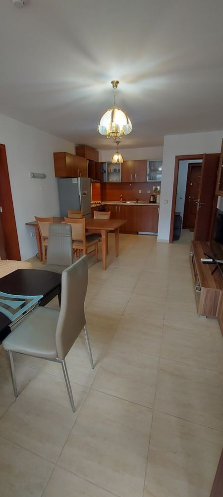 Geräumige Wohnung mit Meerpanorama in Sveti Vlas – Komfort, Grünflächen und prestigeträchtige Lage