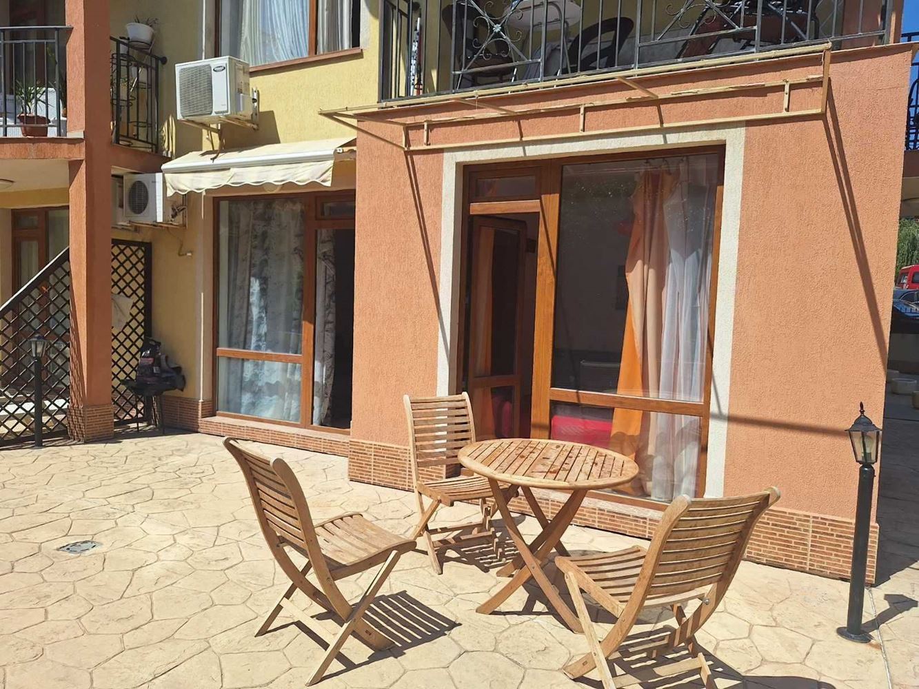 Gemütliche 2-Zimmer-Wohnung im Erdgeschoss, 300 Meter vom Meer in Sveti Vlas