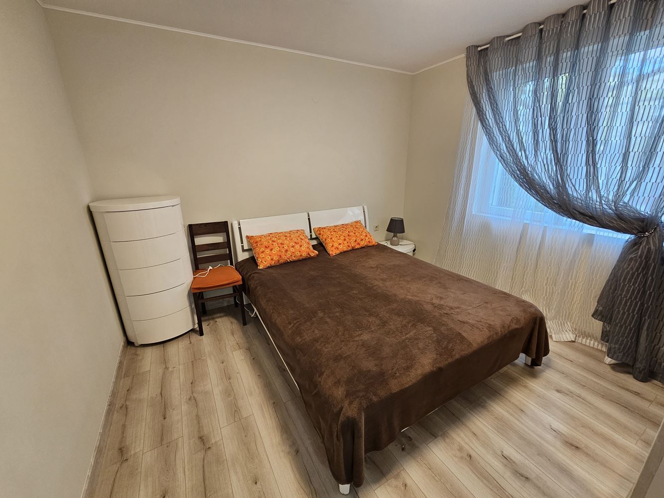 Geräumige Zweizimmerwohnung in Sweti Wlas – Voll möbliert und bezugsfertig