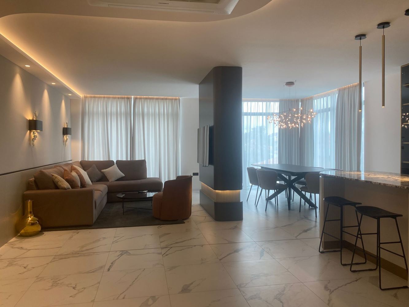 Elegante und großzügige 3-Zimmer-Wohnung in erster Meereslinie in Nessebar – Panoramablick auf das Meer und Premium-Komfort
