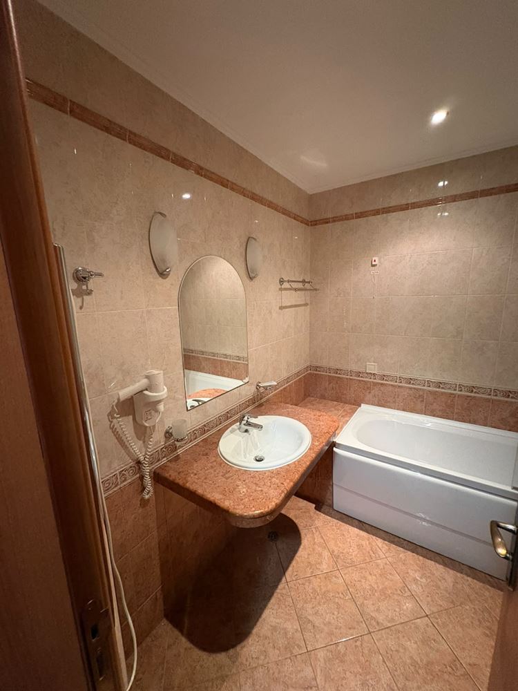 Luxuriöse 2-Zimmer-Wohnung mit Meerblick in erster Linie in Pomorie – eine prestigeträchtige Immobilie mit einzigartigen Annehmlichkeiten