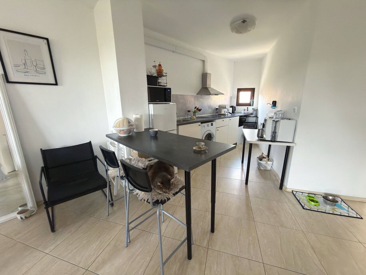 Geräumige Drei-Zimmer-Wohnung mit direktem Meerblick in Aheloy – Komfort, Luxus und familienfreundliches Wohnen