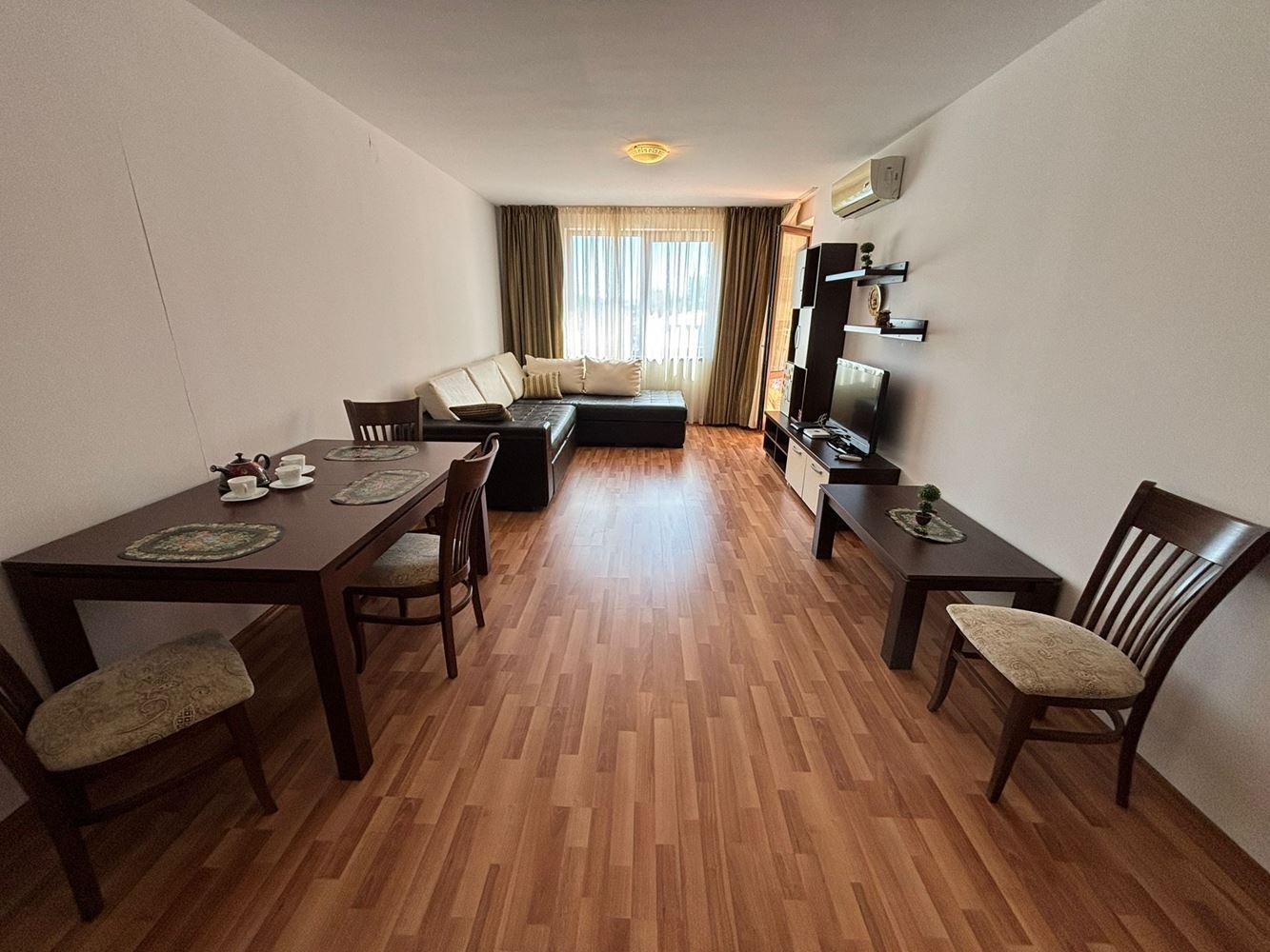 Geräumige 2-Zimmer-Wohnung nahe Cacao Beach am Sonnenstrand