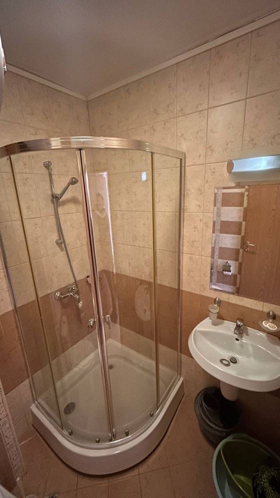 Panorama-2-Zimmer-Wohnung in einer Anlage mit Pools, SPA und einem riesigen grünen Garten in Sonnenstrand