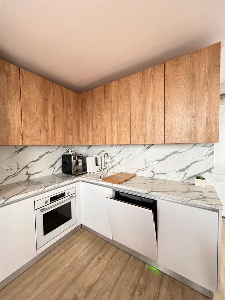 Komfortable Maisonette-Wohnung mit zwei Schlafzimmern und Meerblick in Sveti Vlas – Immobilie in prestigeträchtiger Lage mit beeindruckender Aussicht