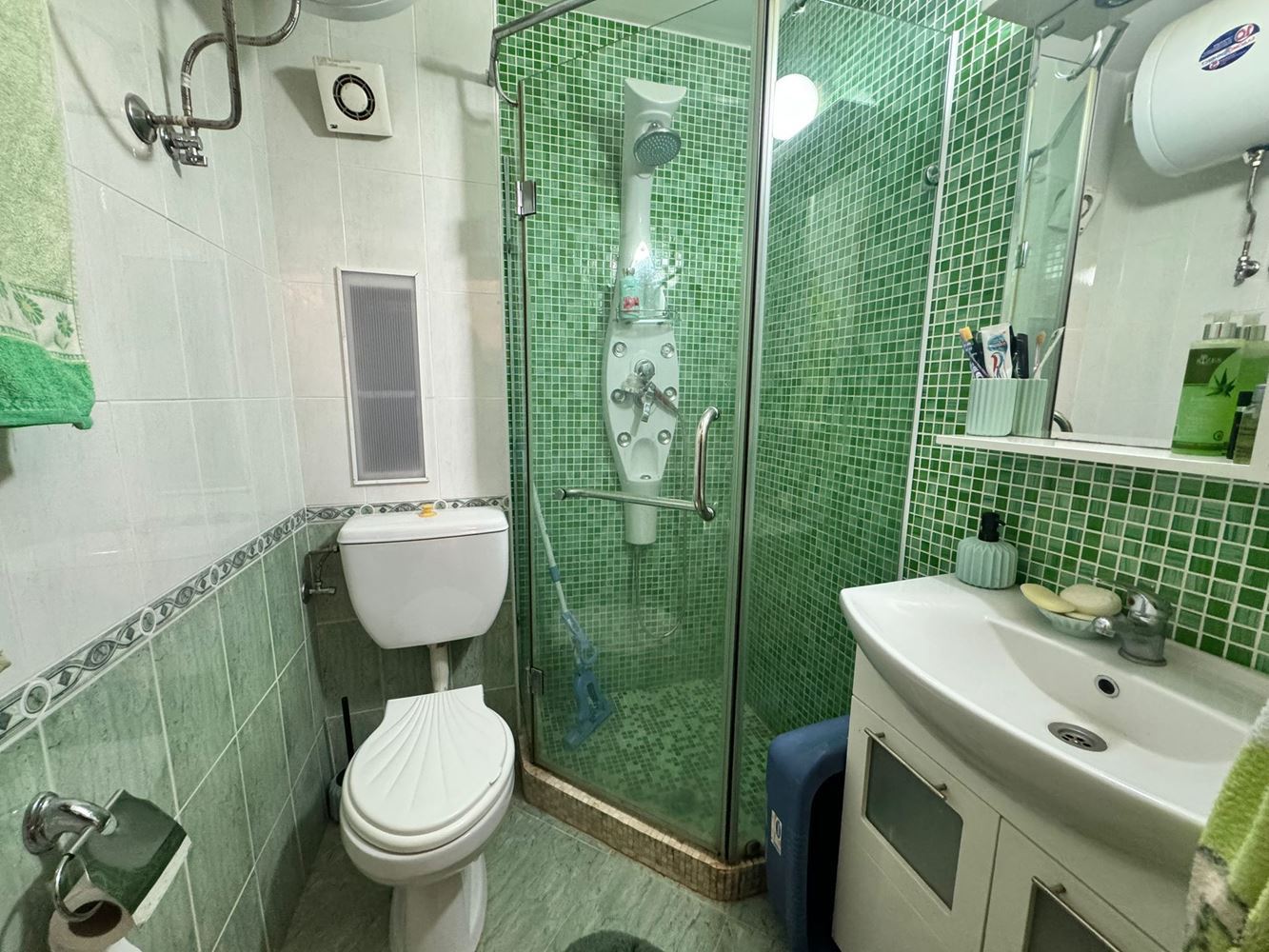 Stilvolle Zwei-Zimmer-Wohnung in einer Eliteanlage im Herzen von Sveti Vlas