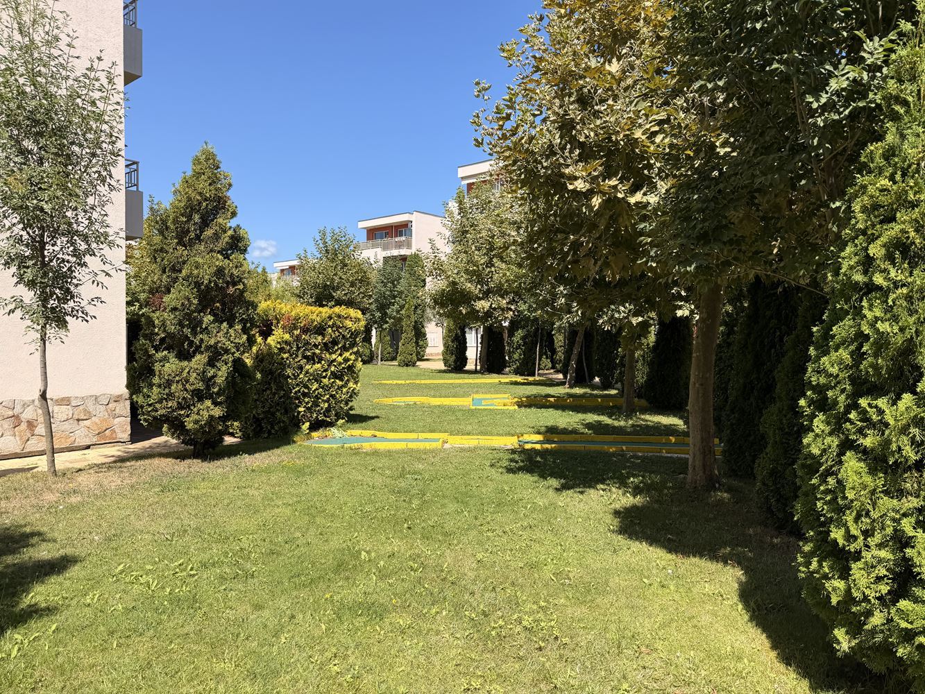 Gemütliche 2-Zimmer-Wohnung in Sonnenstrand – schöner Blick auf den Pool und eine ausgezeichnete Anlage für Erholung und Investition