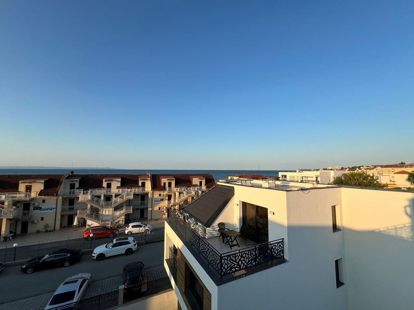 3-Zimmer-Wohnung mit Panoramameerblick – nur wenige Meter vom Strand in Sozopol entfernt