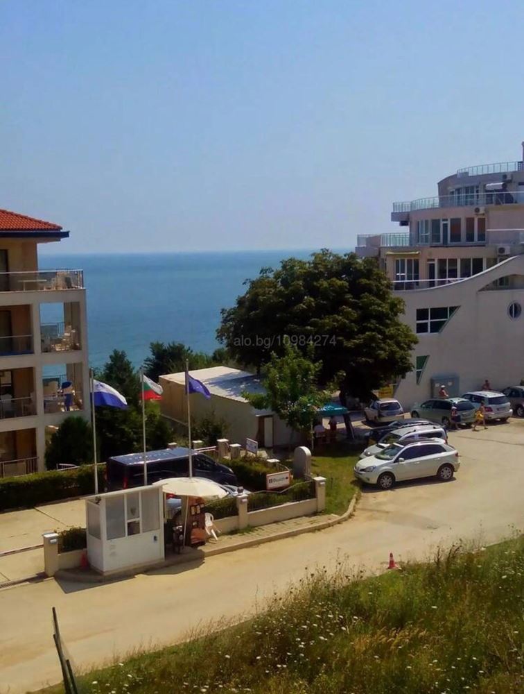 3-Zimmer-Wohnung mit Meerblick nur 50 Meter vom Strand in Byala – ohne Wartungsgebühr