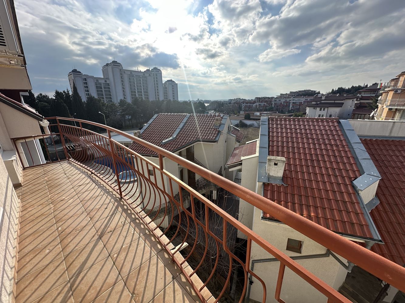3-Zimmer-Wohnung in Sveti Vlas – Komfort, Ruhe und ausgezeichnete Lage