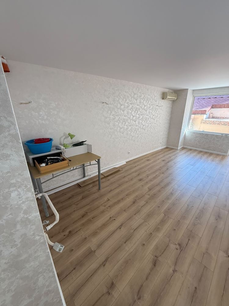 Studio-Apartment in Sveti Vlas mit großer Terrasse und ausgezeichneter Lage – ideal für Urlaub oder Investition