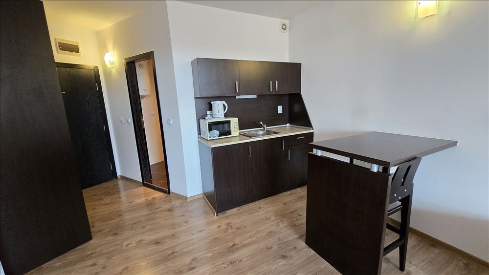 Elegantes Studio in einer Elite-Anlage in Sarafovo – nur wenige Schritte vom Strand entfernt, Luxus, SPA und Pool direkt vor Ihnen