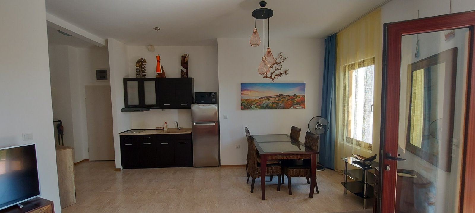 Erste Meereslinie in Aheloy – Wohnung mit einem Schlafzimmer, Panoramablick auf das Meer, eigenem Garten und hervorragenden Annehmlichkeiten