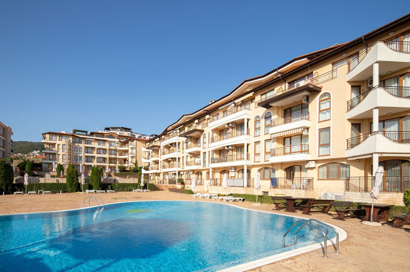 Zwei-Zimmer-Wohnung 100 m vom Meer in Sveti Vlas – hohe Lebensqualität, Ruhe und ausgezeichnete Lage