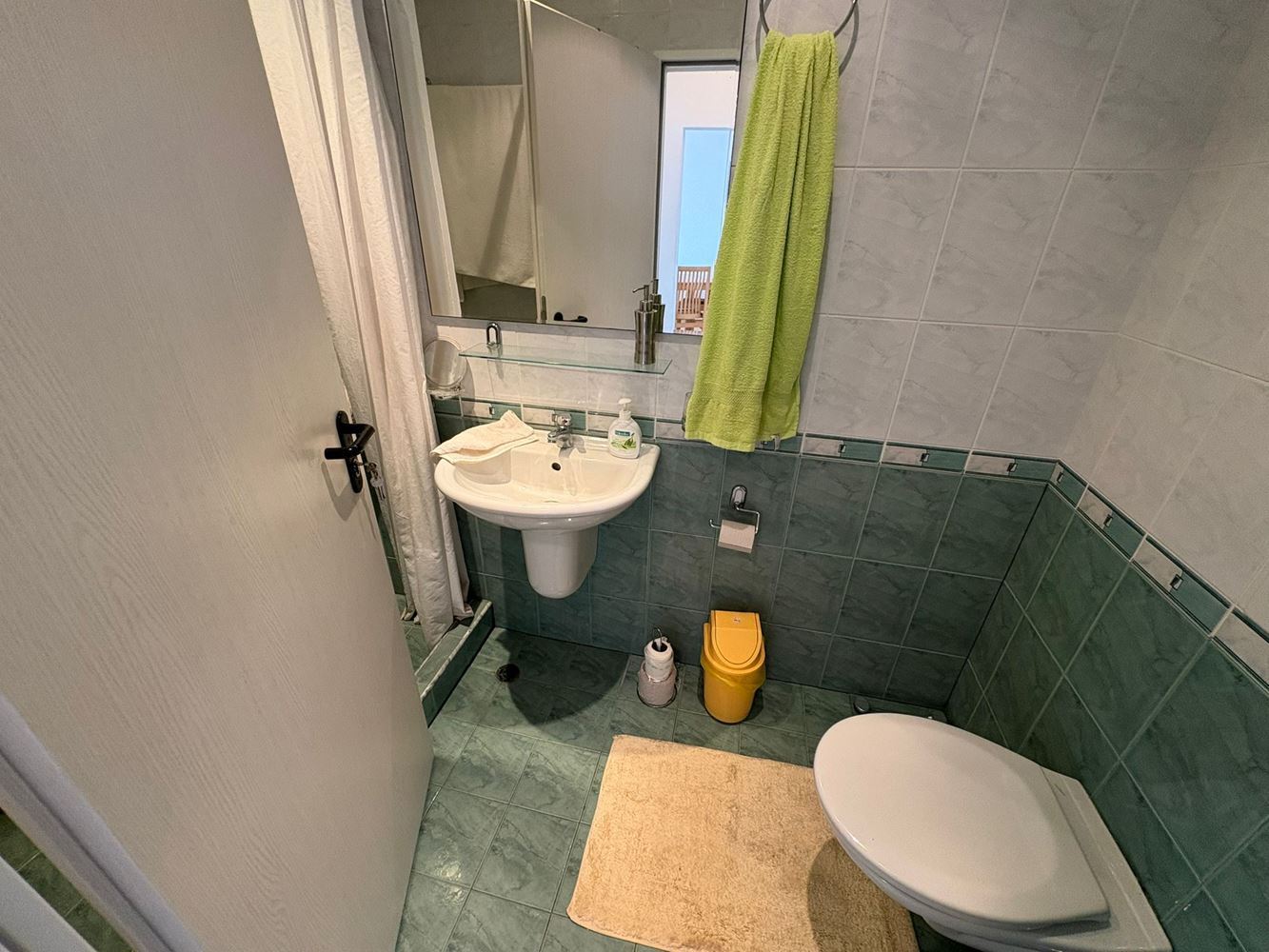 2-Zimmer-Wohnung mit direktem Meerblick in Sveti Vlas – Komfort, Ruhe und Resort-Lebensstil