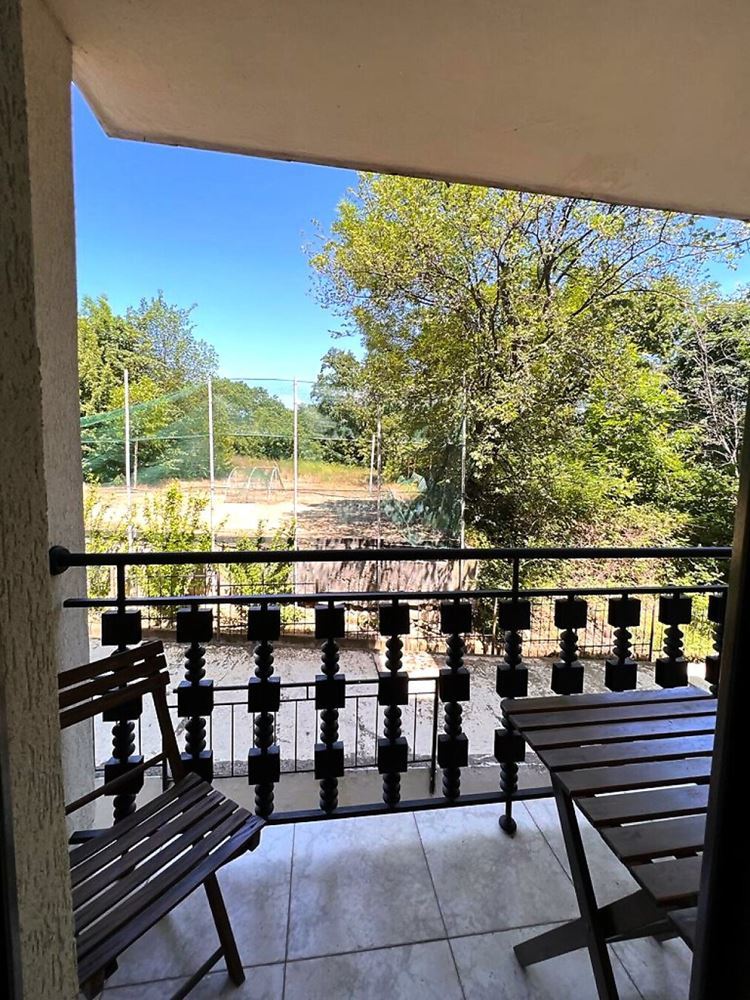 Zweizimmerwohnung in erster Meereslinie in Obzor – Komfort am Meer, SPA-Angebote und Ruhe im Grünen