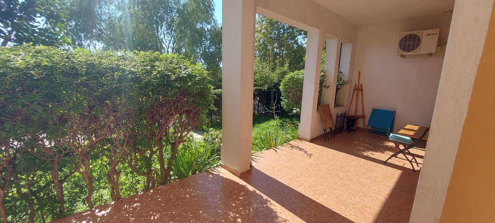 Erste Meereslinie in Aheloy – Wohnung mit einem Schlafzimmer, Panoramablick auf das Meer, eigenem Garten und hervorragenden Annehmlichkeiten