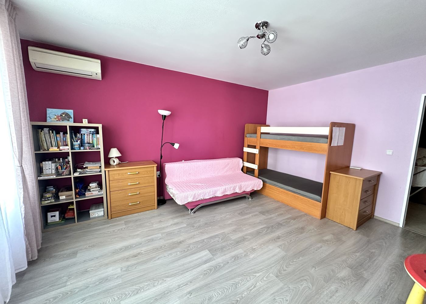 Ein-Zimmer-Apartment 100 m vom Strand in Pomorie – Komfort, Bequemlichkeit und Meerblick