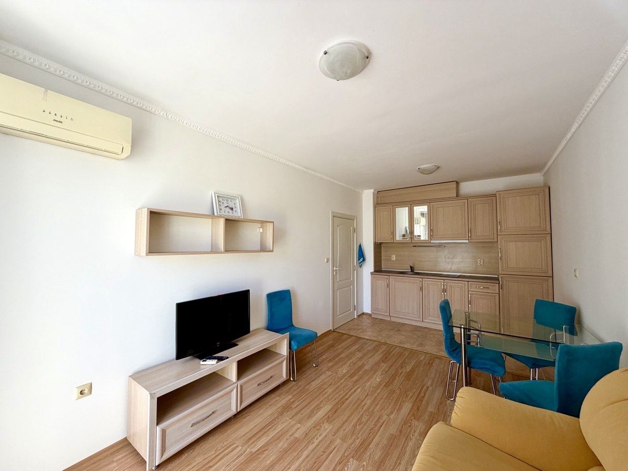 2-Zimmer-Wohnung in Ravda – Komfort, Ruhe und das Meer nur wenige Schritte vom Zuhause entfernt