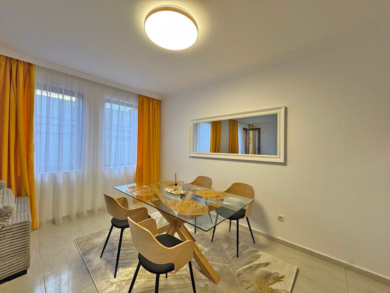 Geräumige Zwei-Zimmer-Wohnung in einem prestigeträchtigen Komplex in Sveti Vlas – 200 Meter vom Meer entfernt