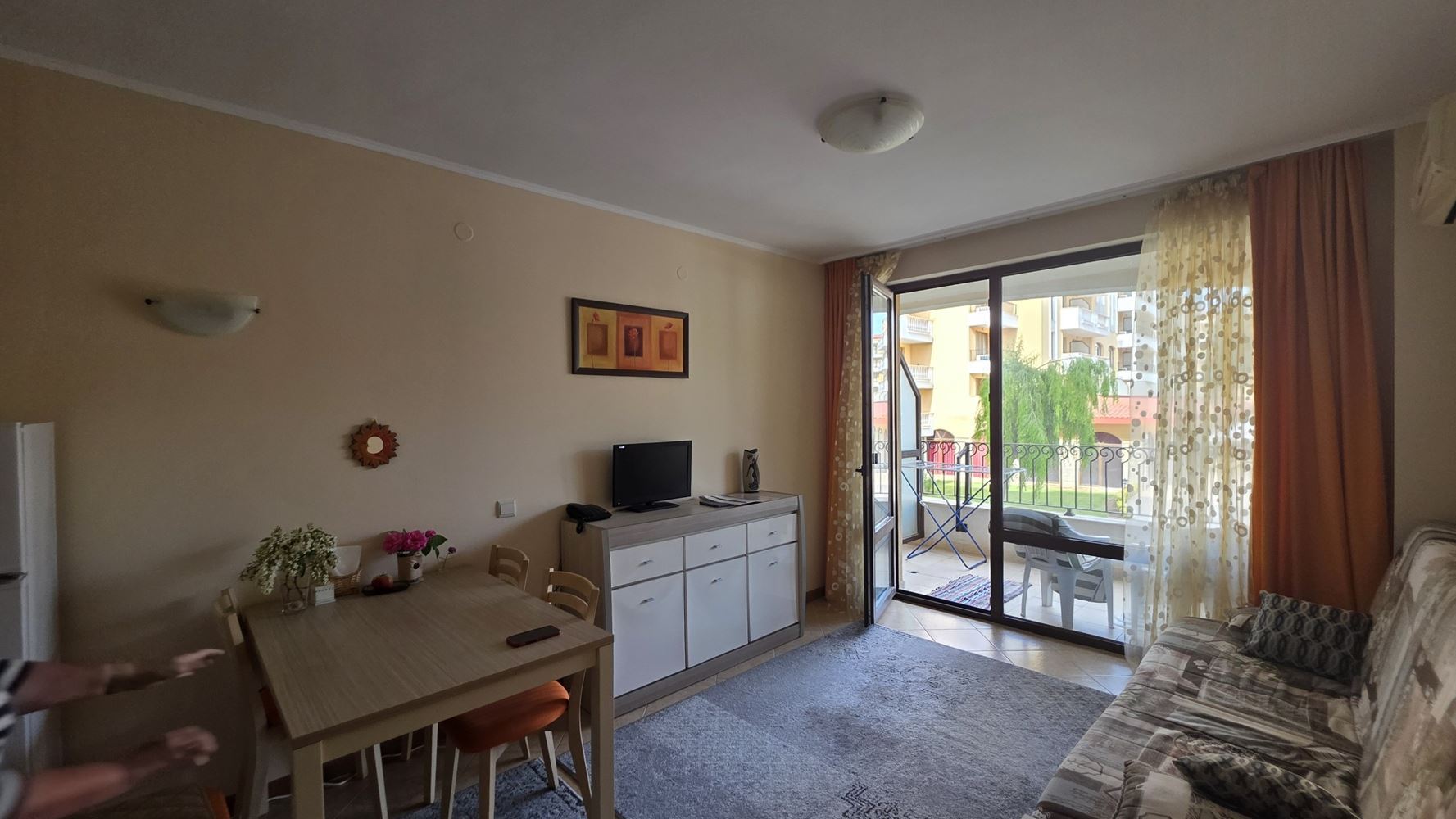 Luxus, Komfort und eine hervorragende Investition – 2-Zimmer-Wohnung mit Poolblick in einer prestigeträchtigen Anlage in Sonnenstrand