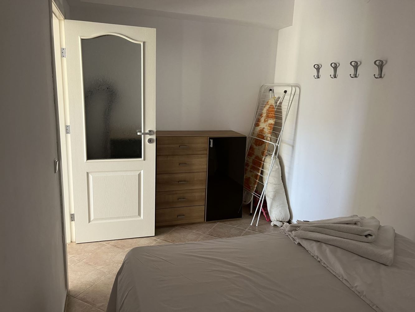 Möblierte Zwei-Schlafzimmer-Wohnung in einer Anlage in Ravda, bezugsfertig